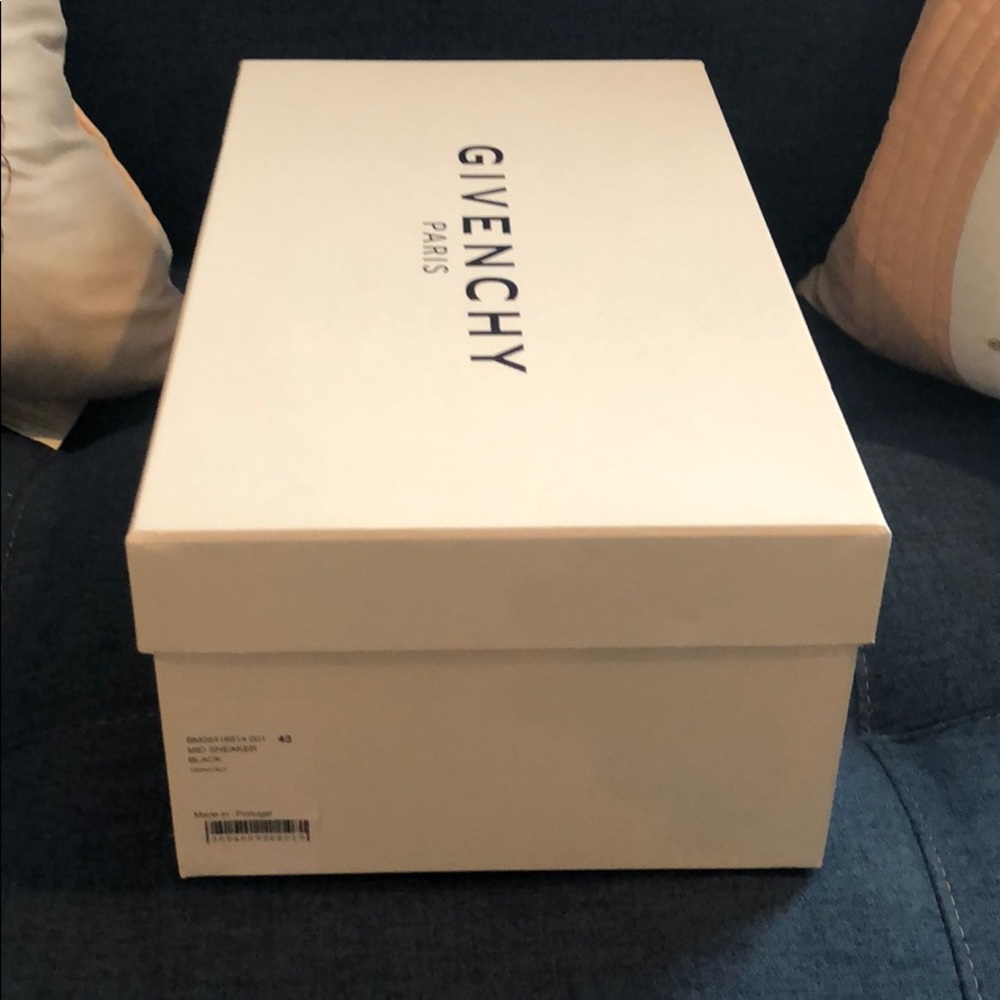 Givenchy Sneakers